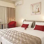 Galaxias Hotel 3*