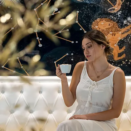 فندق جالاكسيز 3*