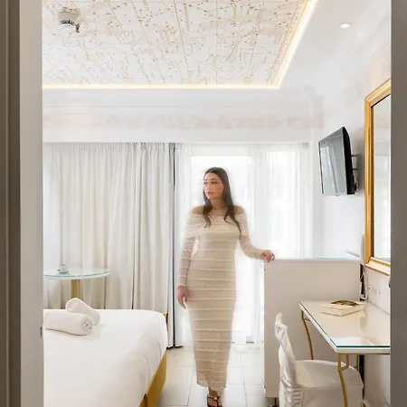 Galaxias Otel 3*