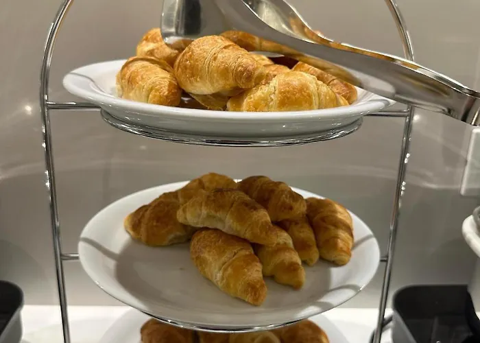 Galaxias מלון 3*