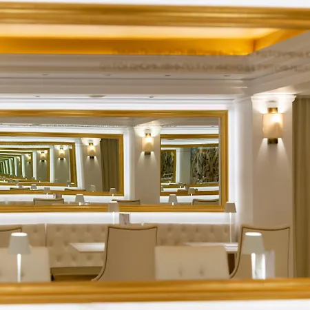 Hotel Galaxias 3*